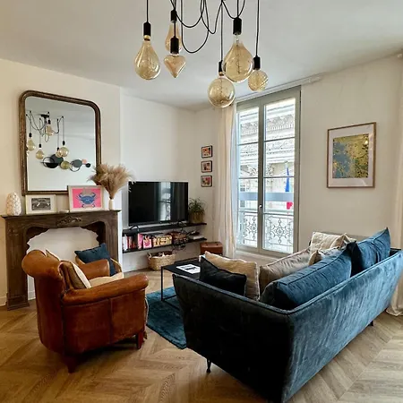 Apartment De Charme T3 Hyper Centre Rochelais