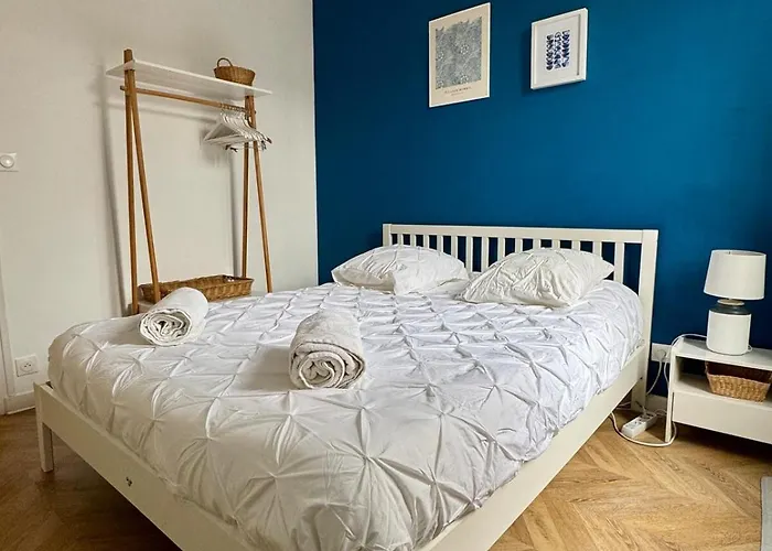Apartment De Charme T3 Hyper Centre Rochelais *