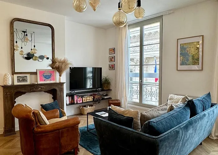 Apartment De Charme T3 Hyper Centre Rochelais